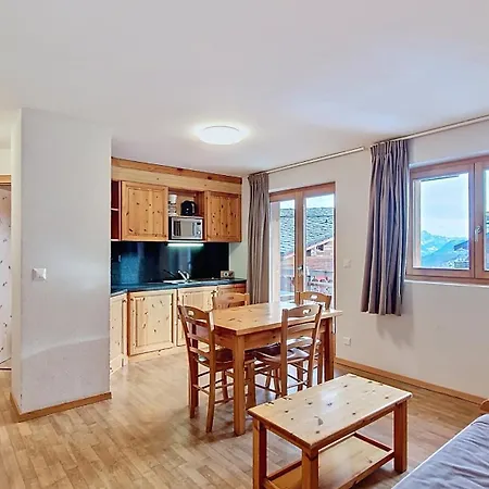 Pracondu 2 303 - Outdoor & Fun Charming Apartment *